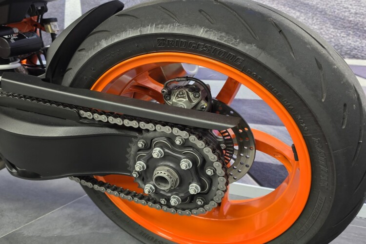 KTM 1290 SUPER DUKE R