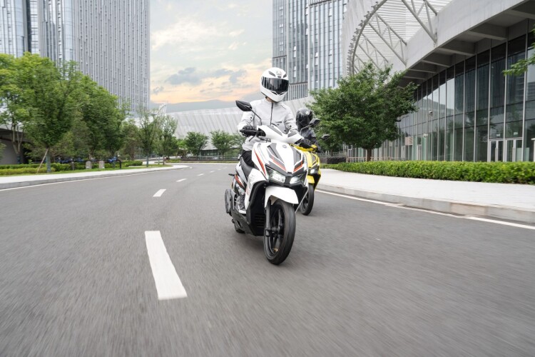 KEEWAY ICON 125I