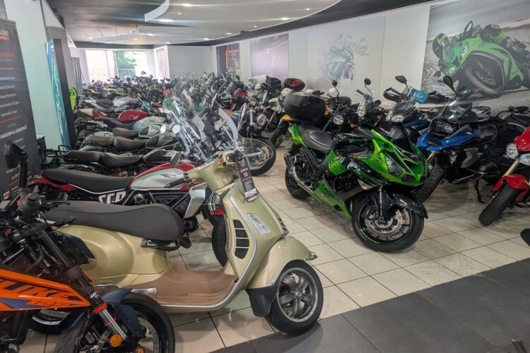 KAWASAKI Z H2