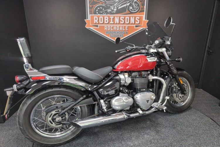 TRIUMPH SPEEDMASTER 1200