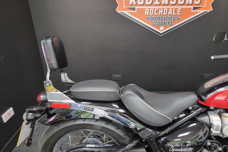 TRIUMPH SPEEDMASTER 1200