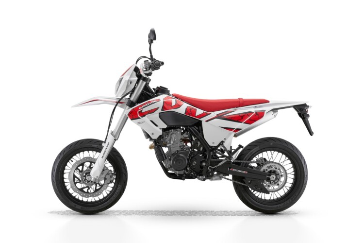 QJMOTOR COV 125 S