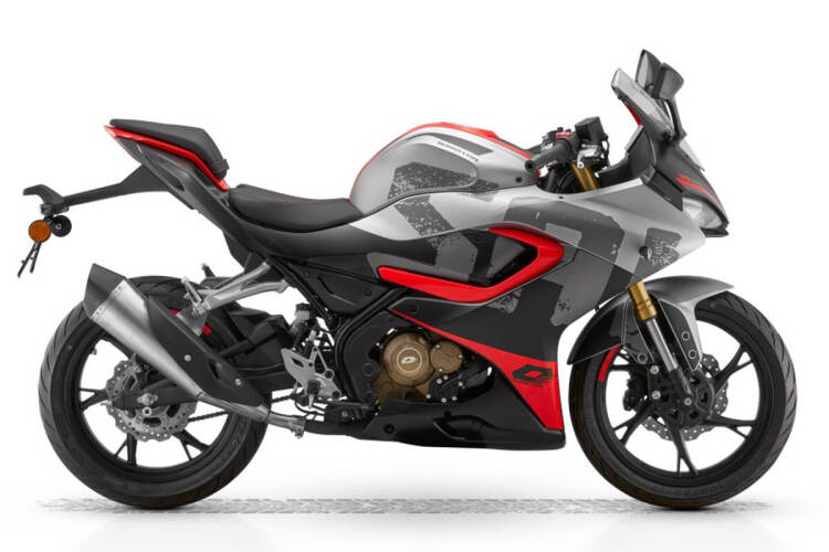 2026 QJMOTOR SRK 125 R, Black/Red - photo 2
