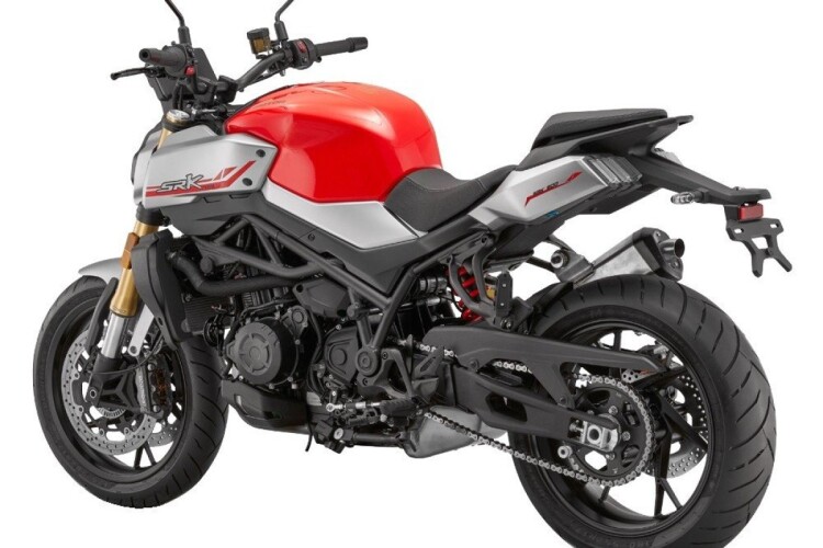 QJMOTOR SRK 900