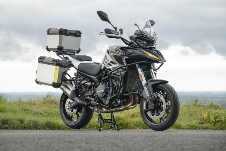 QJMOTOR SRT 900 S