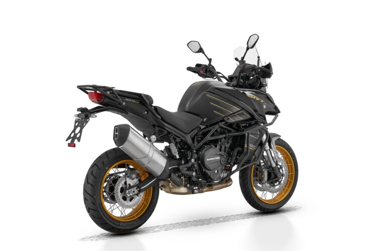 QJMOTOR SRT 900 SX
