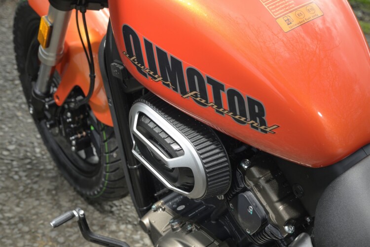 QJMOTOR SRV 125