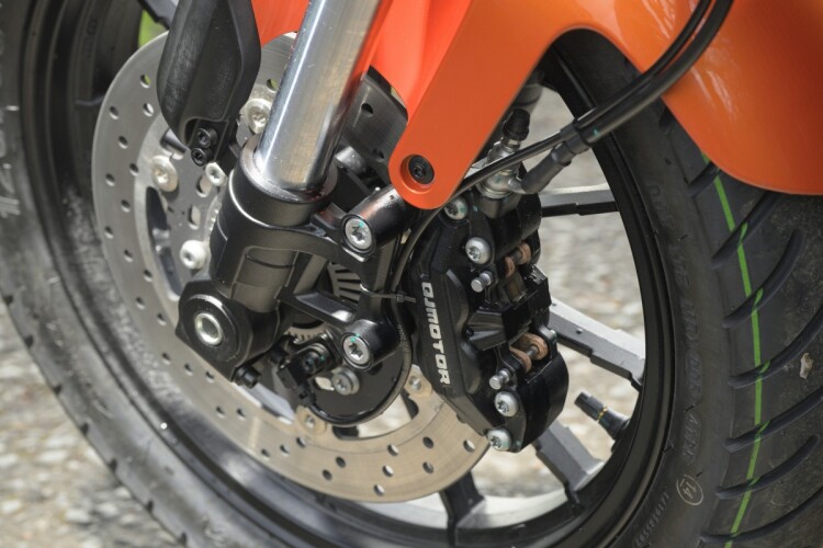 QJMOTOR SRV 125