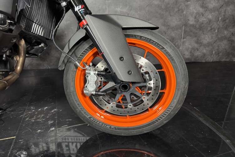 KTM 890 SMT