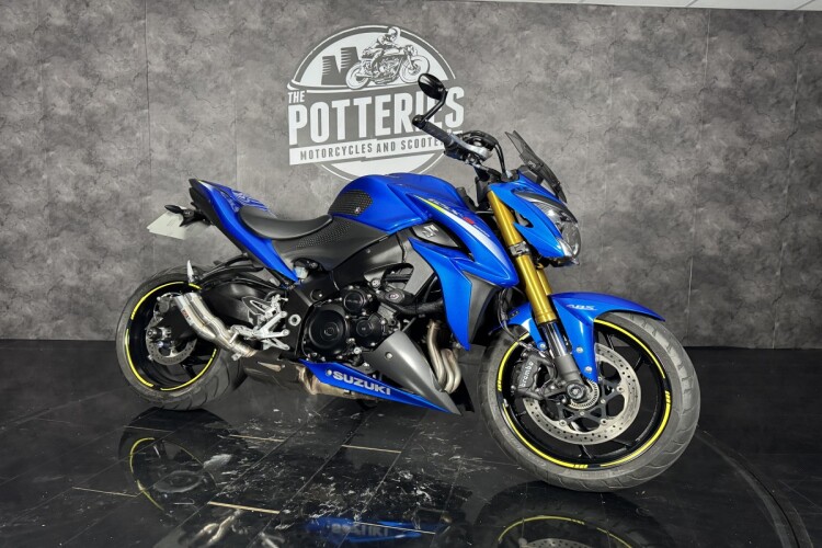 SUZUKI GSX-S1000