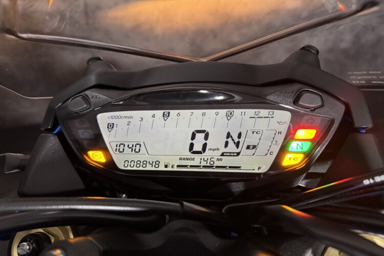 SUZUKI GSX-S1000