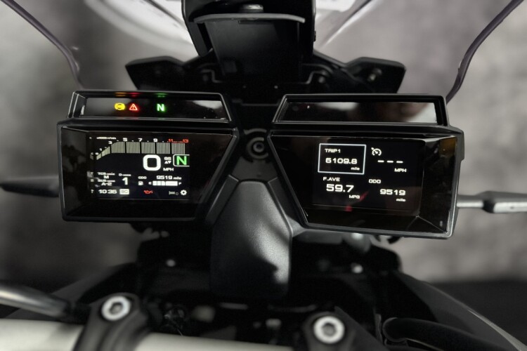 YAMAHA TRACER 9 GT