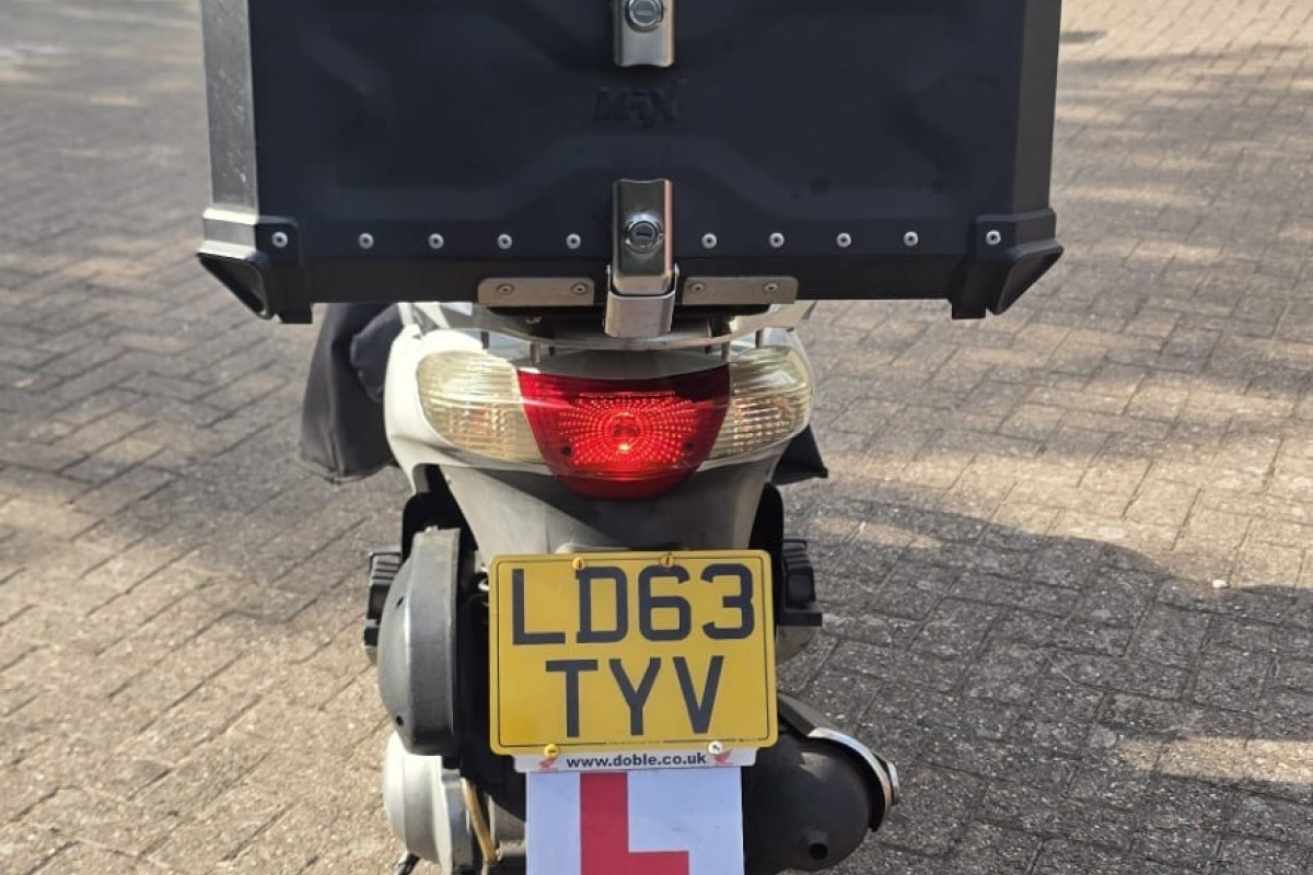 Honda PES 125 A, White - photo 4