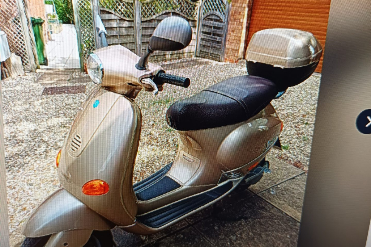Piaggio VESPA ET4, White - photo 3