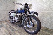 TRIUMPH BONNEVILLE T120