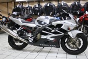 HONDA CBR600F