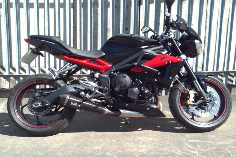 TRIUMPH SPEED TRIPLE 750 for sale