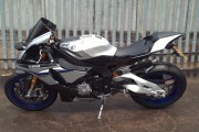 YAMAHA YZF1000R THUNDERACE