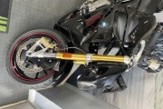 BMW S1000R