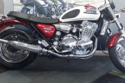 TRIUMPH THUNDERBIRD 900