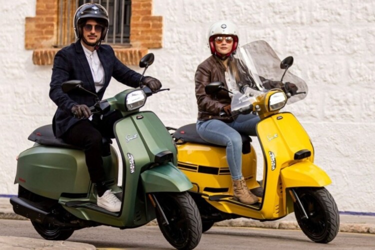 LAMBRETTA V125