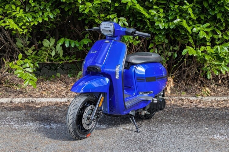 LAMBRETTA V125
