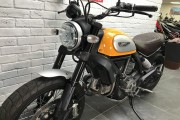 DUCATI SCRAMBLER 800