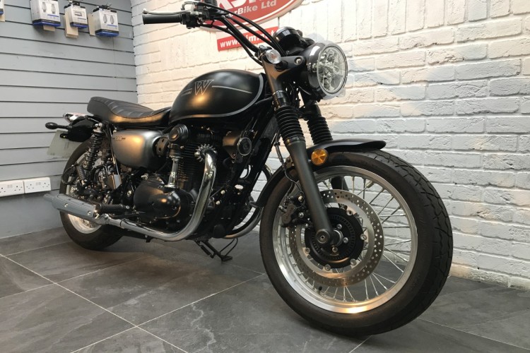 KAWASAKI W800