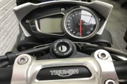 TRIUMPH SPEED TRIPLE 1050