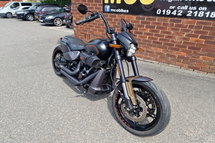 HARLEY-DAVIDSON SOFTAIL