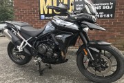 TRIUMPH TIGER 900