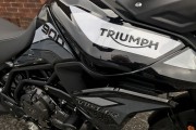 TRIUMPH TIGER 900