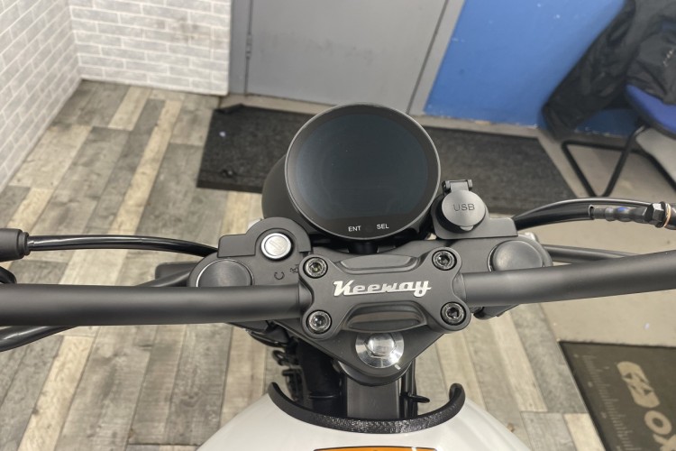 KEEWAY X LIGHT 125