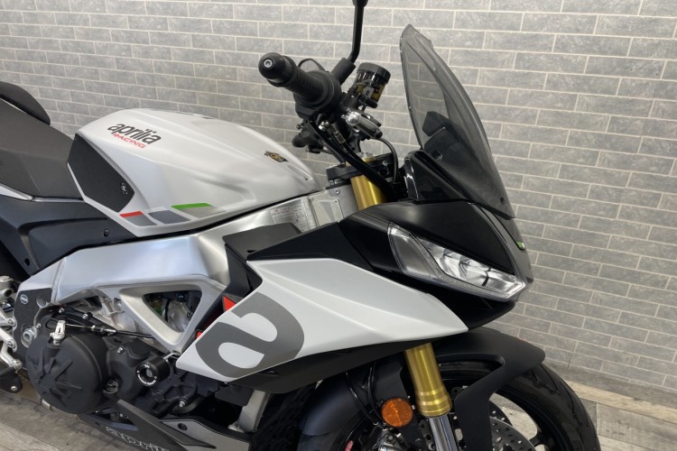 APRILIA TUONO 1100 V4