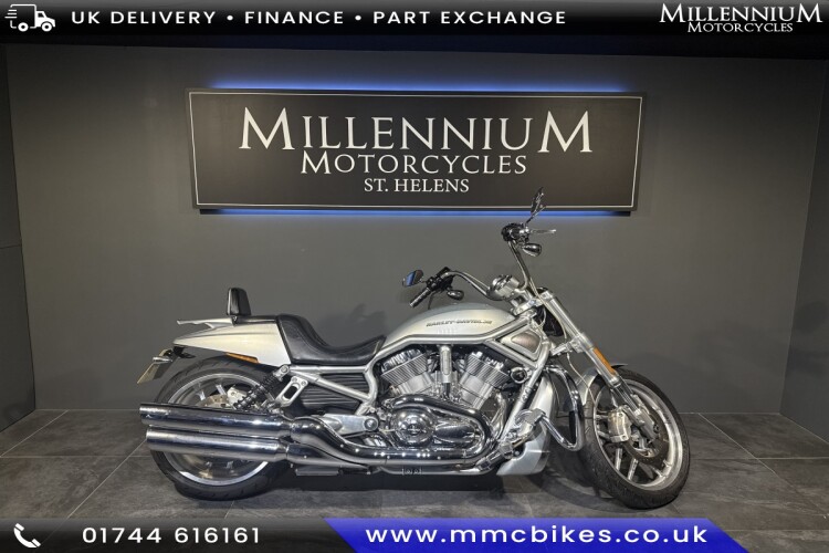 HARLEY-DAVIDSON V-ROD