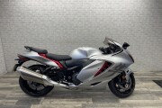 SUZUKI GSX1300R HAYABUSA