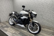 TRIUMPH SPEED TRIPLE 1050