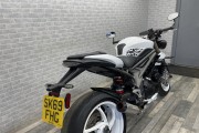 TRIUMPH SPEED TRIPLE 1050