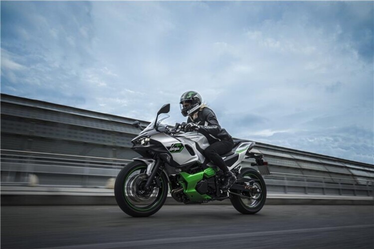 KAWASAKI NINJA 7