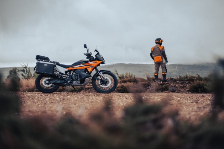 KTM 890 ADVENTURE