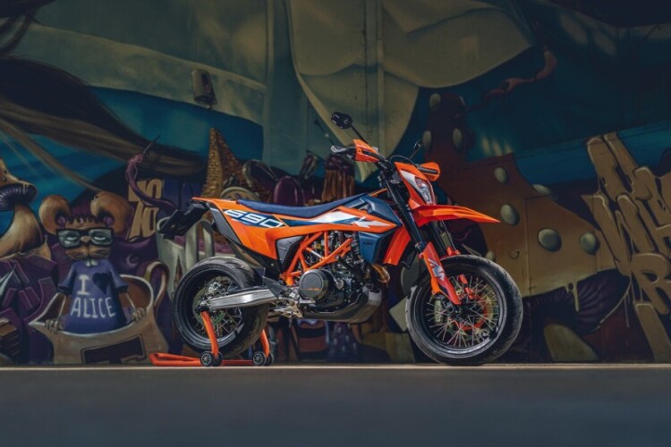 KTM SUPERMOTO