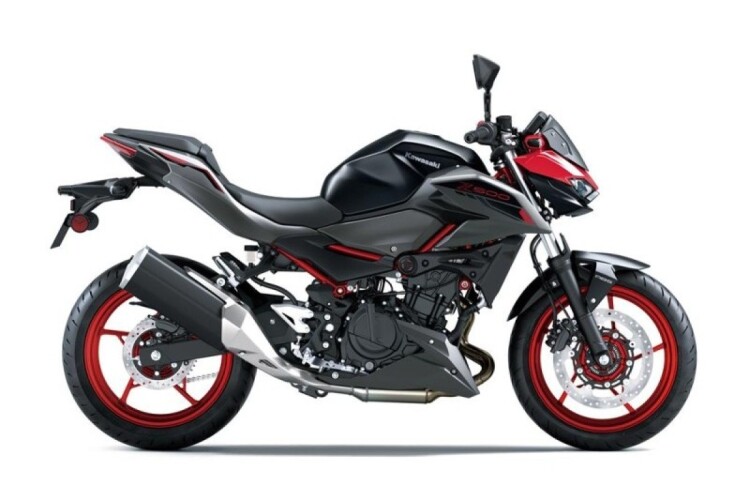 KAWASAKI Z500