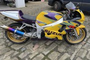 SUZUKI GSXR 600 ZK3