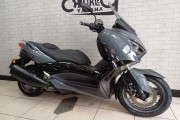 YAMAHA XMAX 300