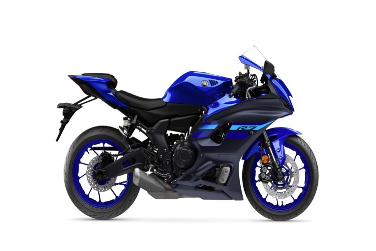 YAMAHA R7