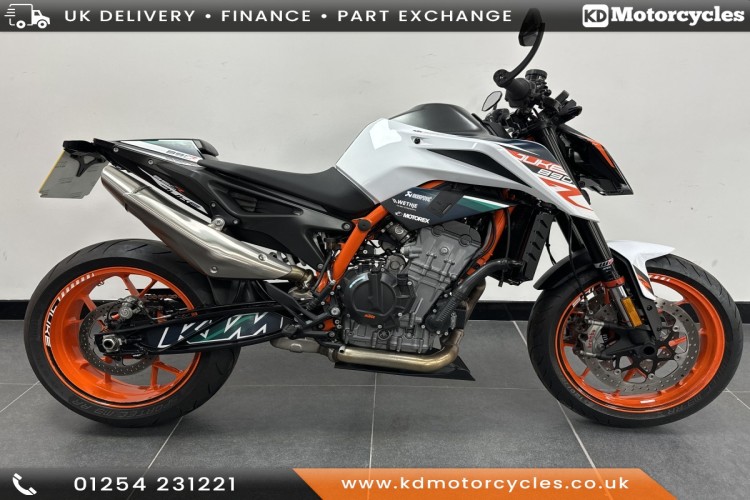 KTM 890 DUKE