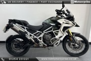 TRIUMPH TIGER 1200