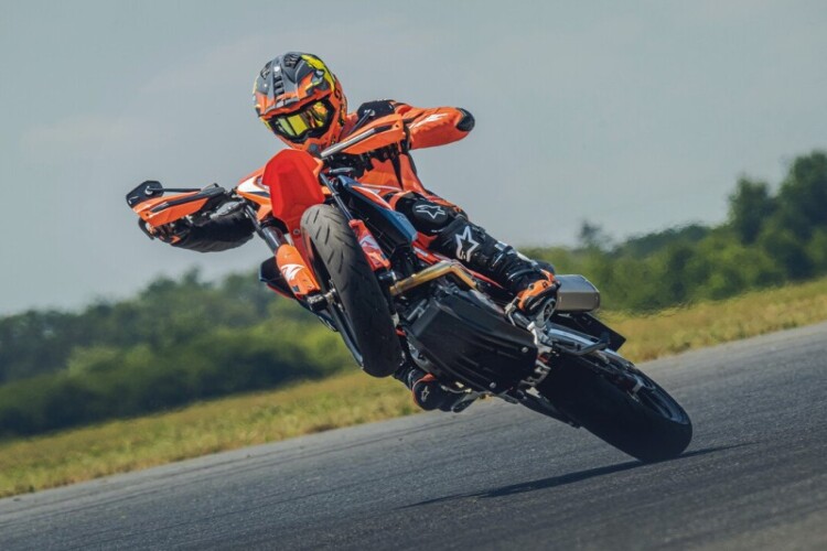 KTM SUPERMOTO