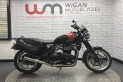 TRIUMPH BONNEVILLE 865