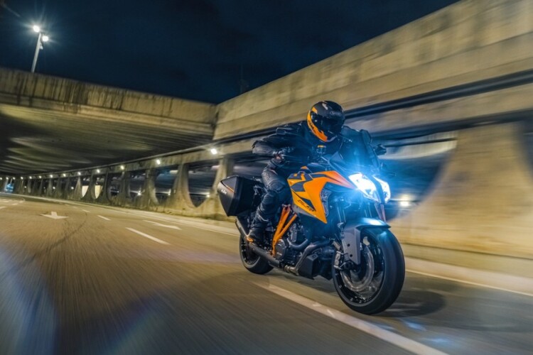 KTM 1290 SUPER DUKE GT